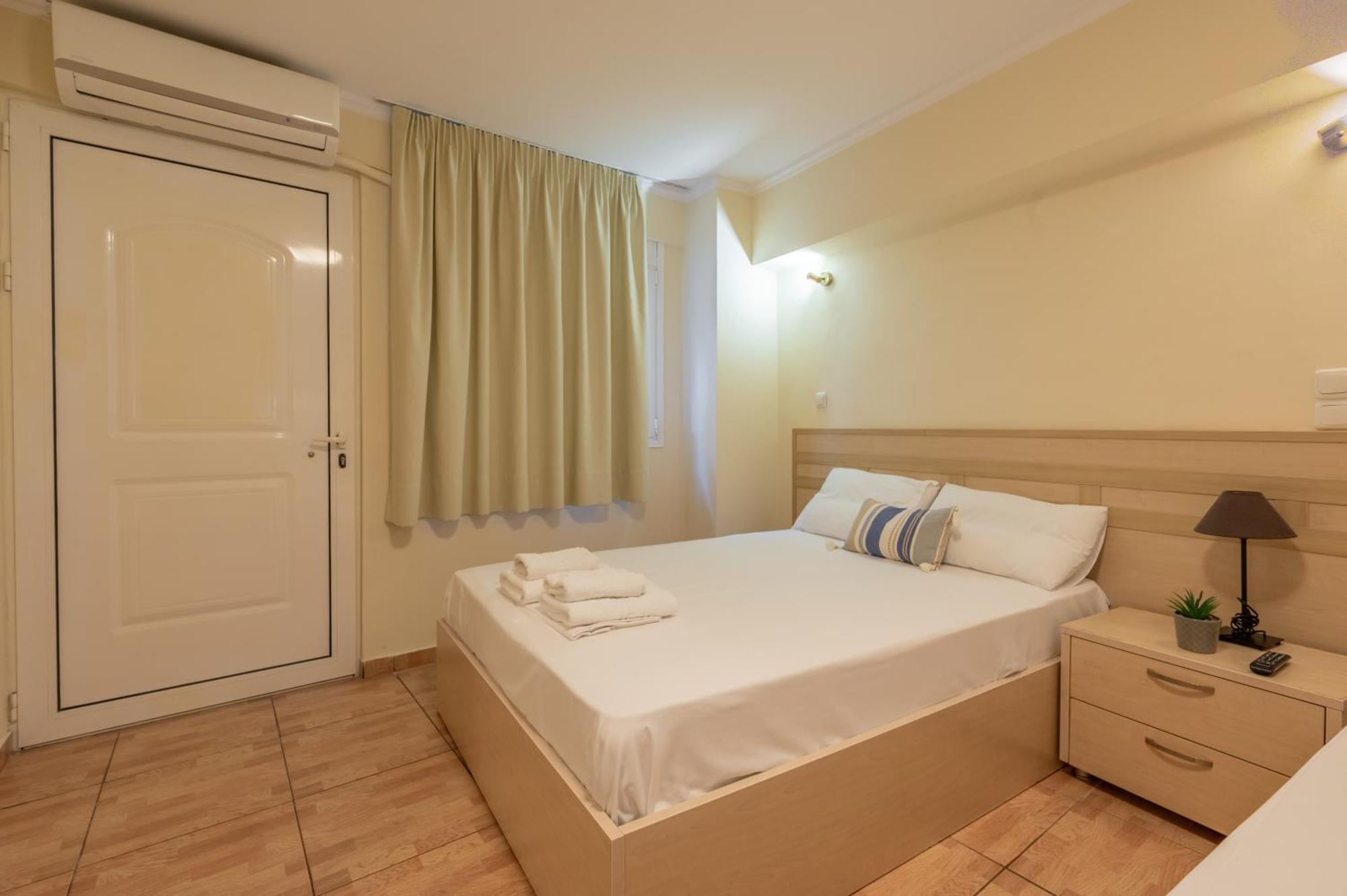 Fontana Luxury Rooms Mytilene Bagian luar foto