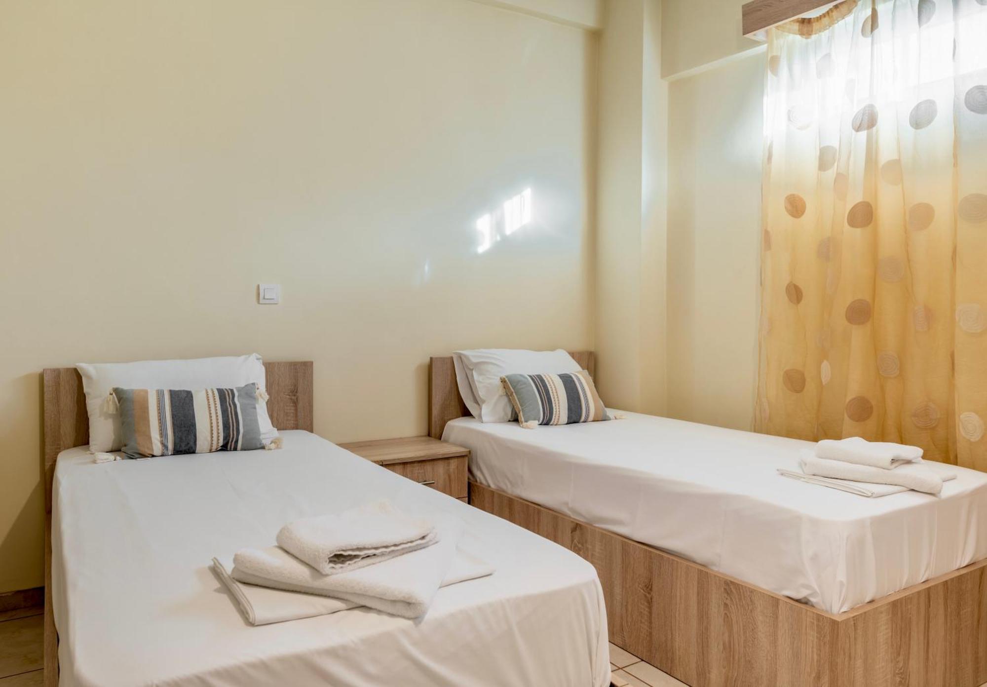 Fontana Luxury Rooms Mytilene Bagian luar foto