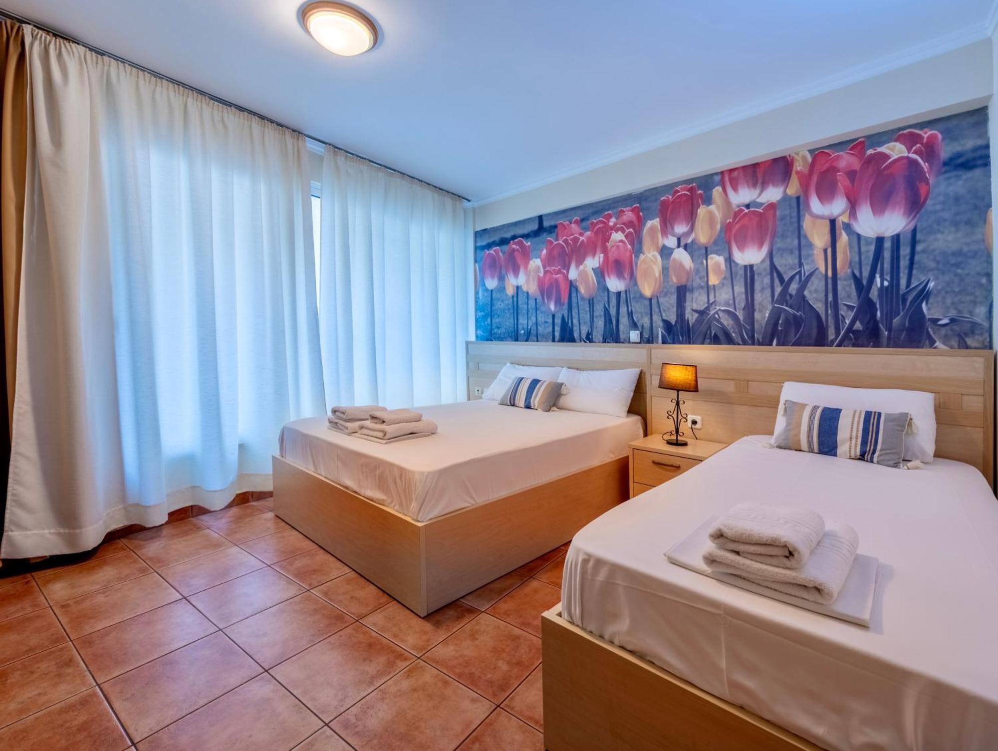 Fontana Luxury Rooms Mytilene Bagian luar foto
